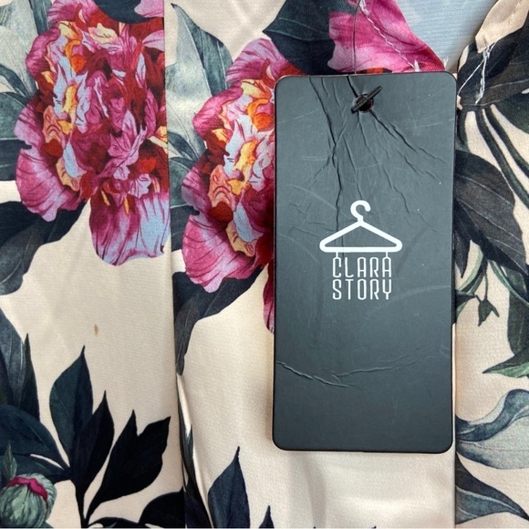 NWT Clara Story Floral Fitted Midi Dress Size Large - Picture 11 of 13